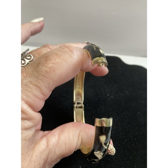 Black And White Gold Tone Statement Enamel Bangle Cuff Bracelet - Picture 5 of 6